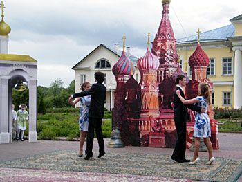 Первый выпуск учащихся «Общеобразовательной Православной школы в Усадьбе Свиблово имени преподобного Сергия Радонежского»